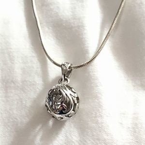 Vintage Sterling Silver Scroll Cutout Round Pendant w/ Snake Chain Necklace